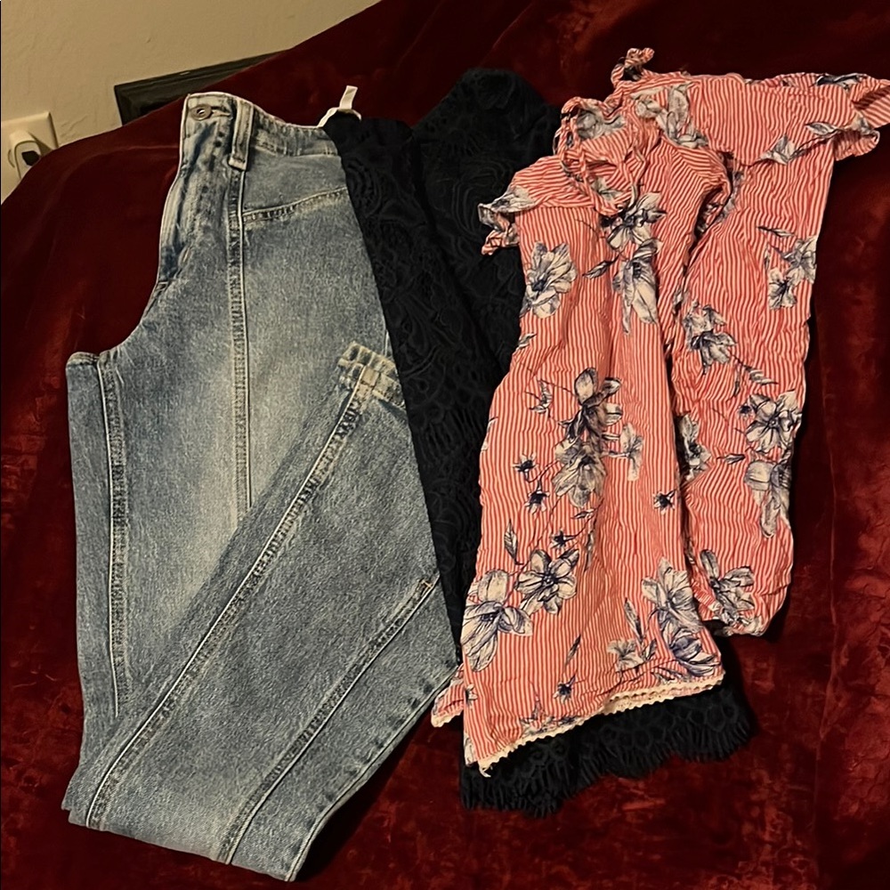 Maurices Blue Jeans and Pink Floral Top